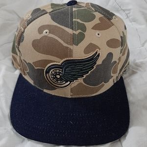 Detroit Red Wings Camo Strapback Hat